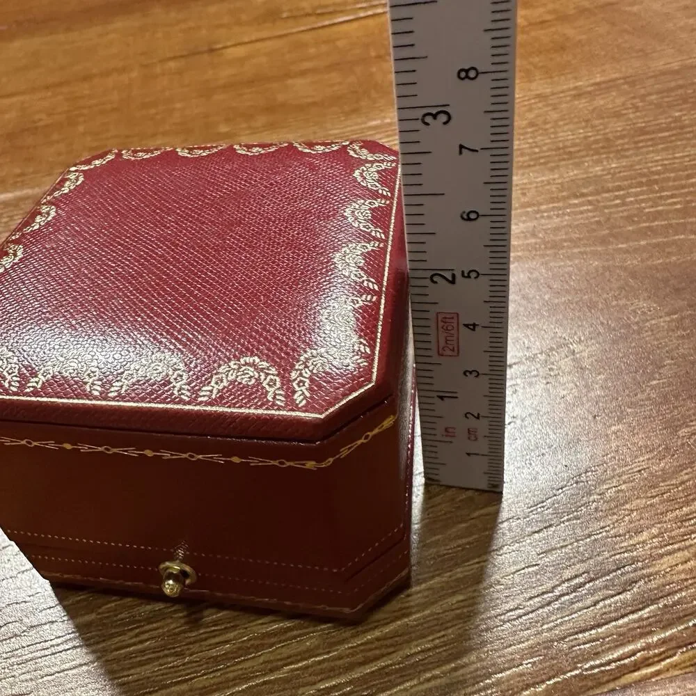 Cartier luxury quality